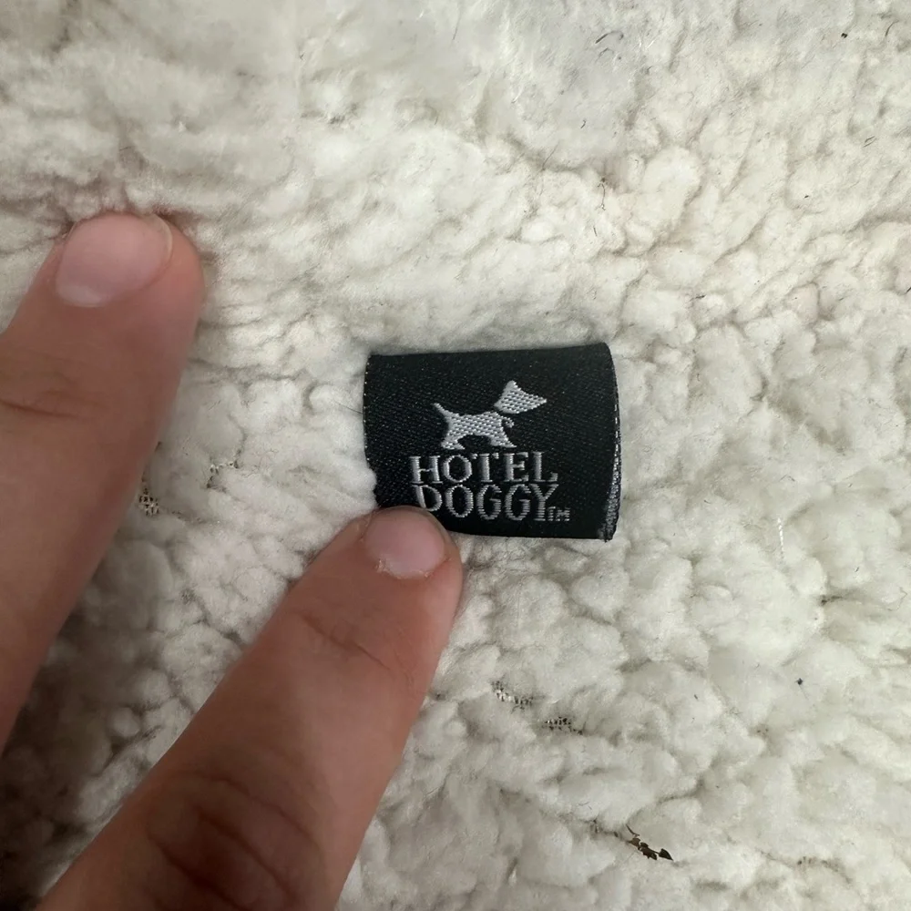 Hotel Doggy dog pea coat size small